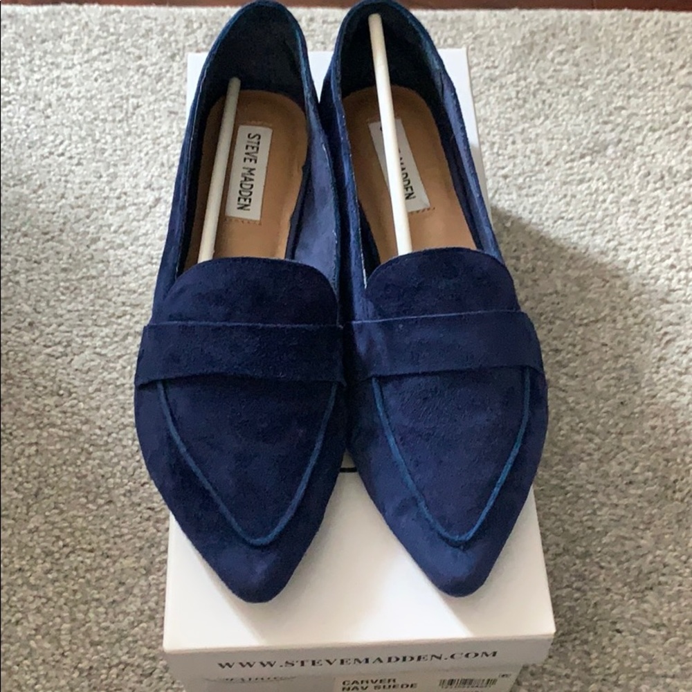 Steve Madden navy suede shoes